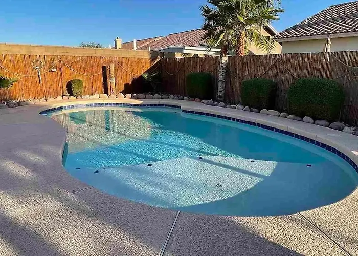 Villa Beautiful Desert Oasis With Pool